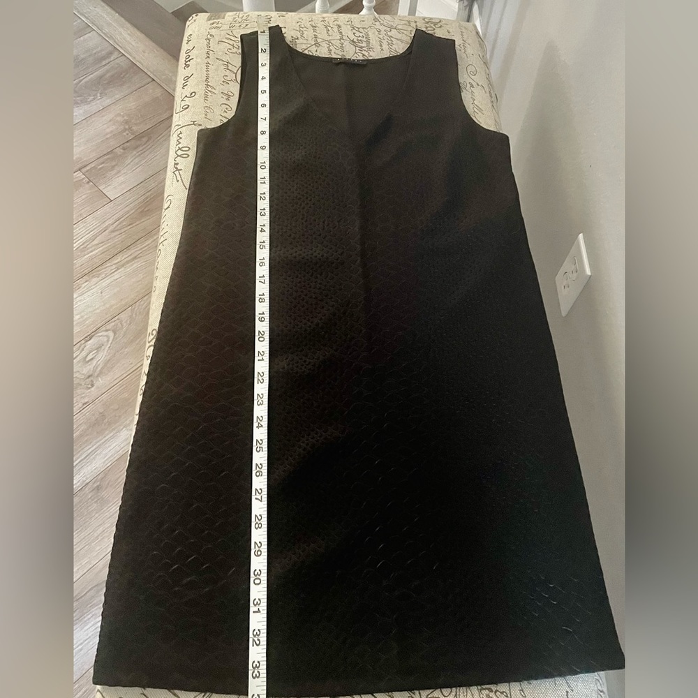 Sisley black v-neck, sleeveless size xs - Picture 1 of 5